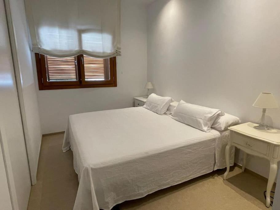 Apartamento Con Jardin Y Piscina En Córdoba Exteriör bild